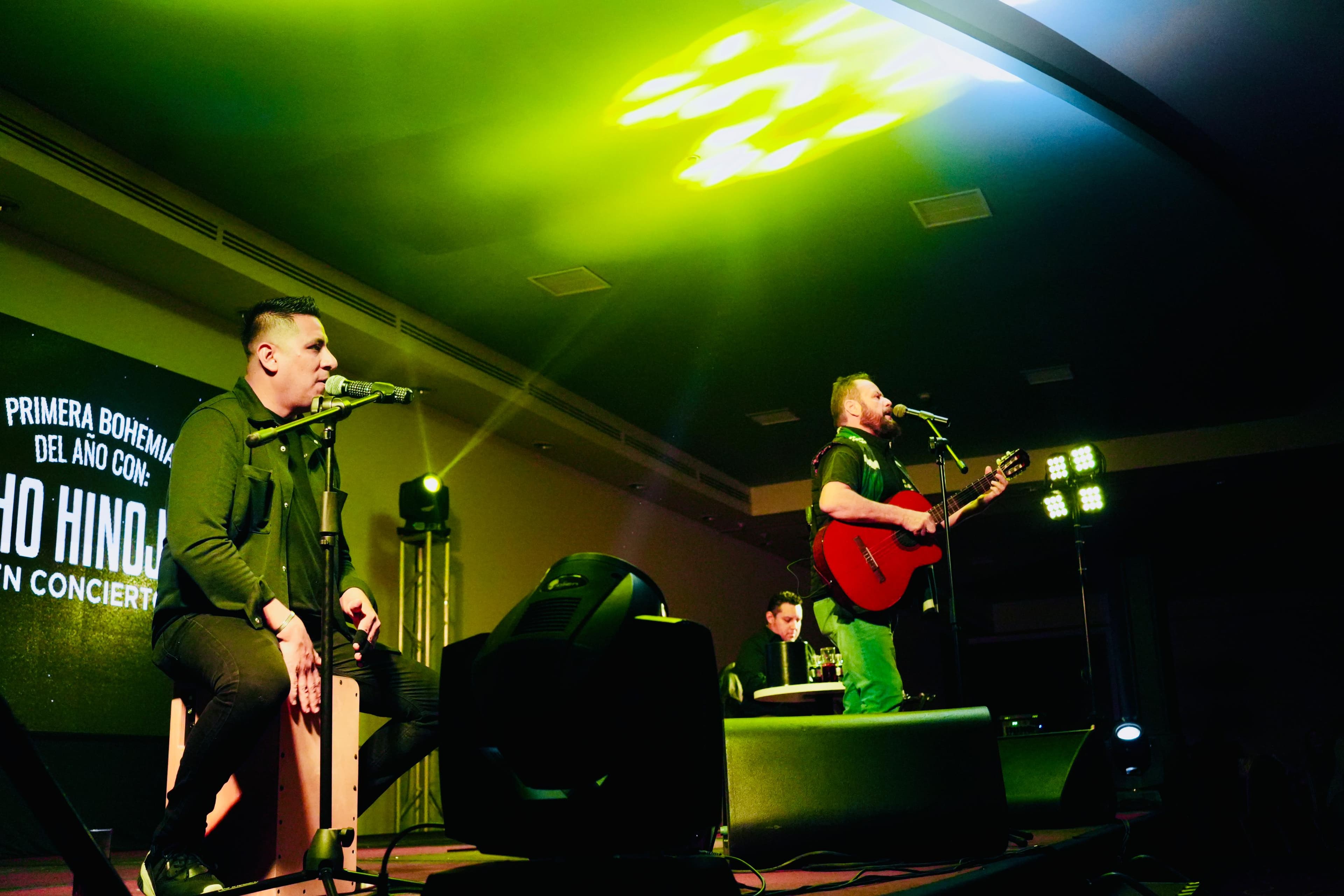Nicho Hinojosa en Tuxpan: Una Noche Bohemia Inolvidable - Imagen 2